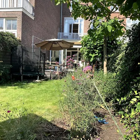 - Scheveningen Vakantiehuis Den Haag
